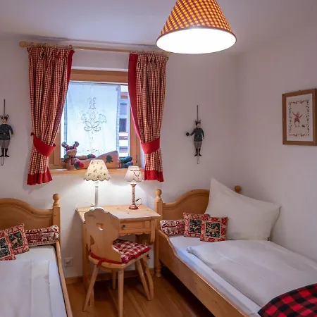 Chesa Dal Luf B1 By Interhome Apartamento