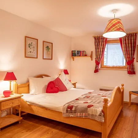 Chesa Dal Luf B1 By Interhome *